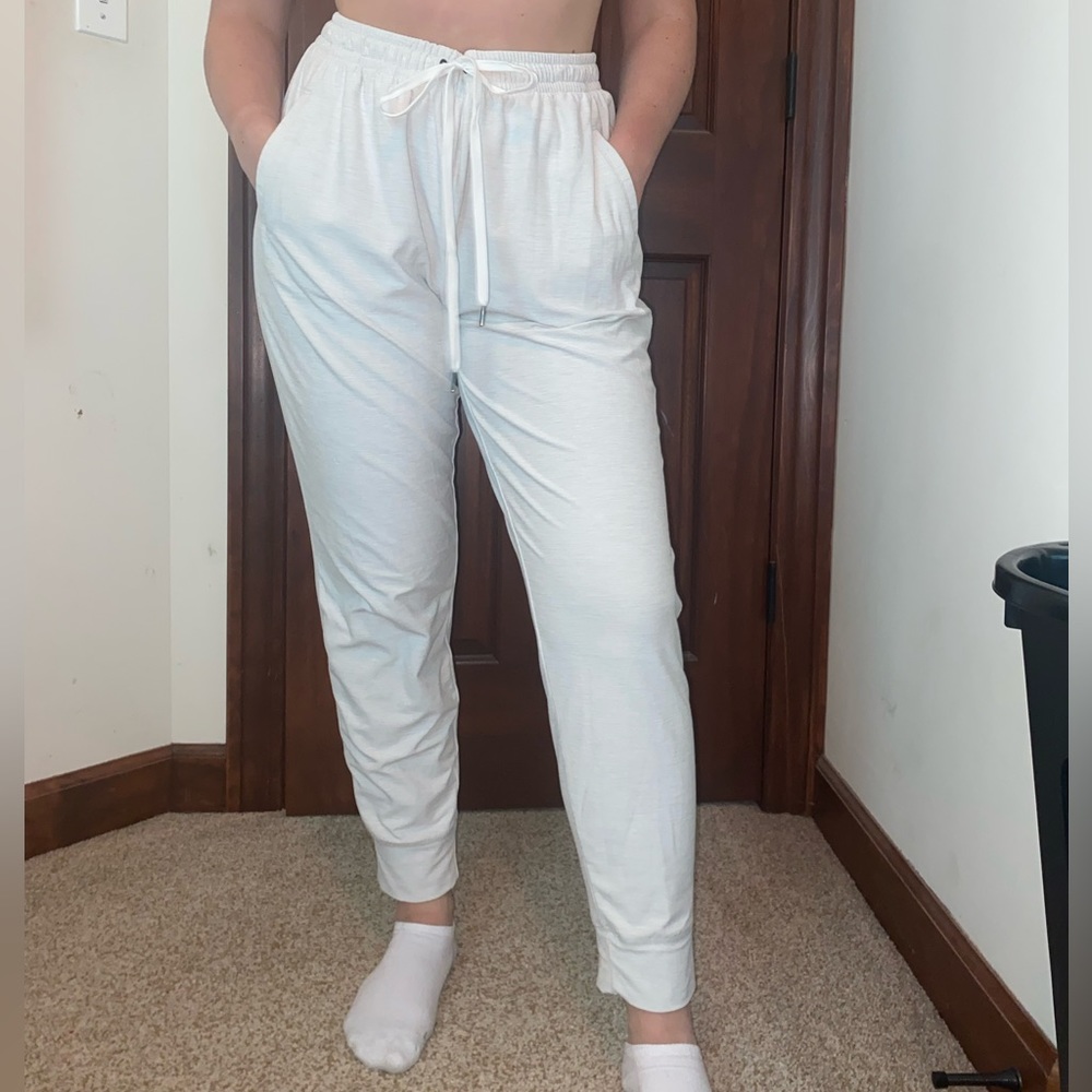 Old Navy Gray-white joggers